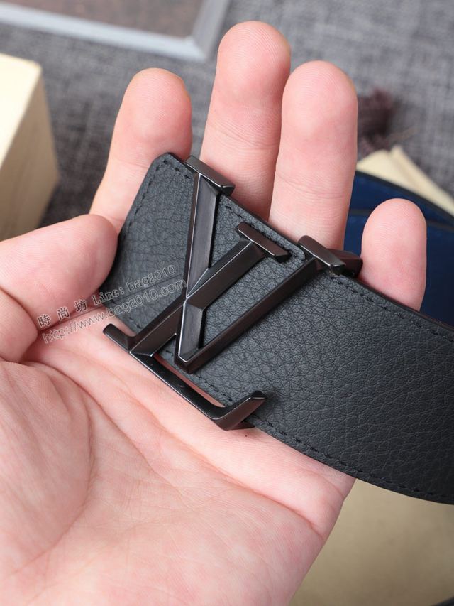 LV皮帶 經典LV腰帶系列 路易威登壓紋牛皮男士腰帶  xfp2111